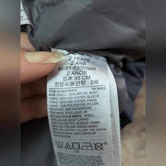 GAP Kids Charcoal Hooded Puffer Coat - Picture 8 of 8